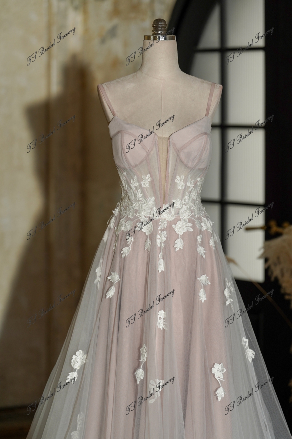 Stunning Lace Corset Bodice Prom Party Gown