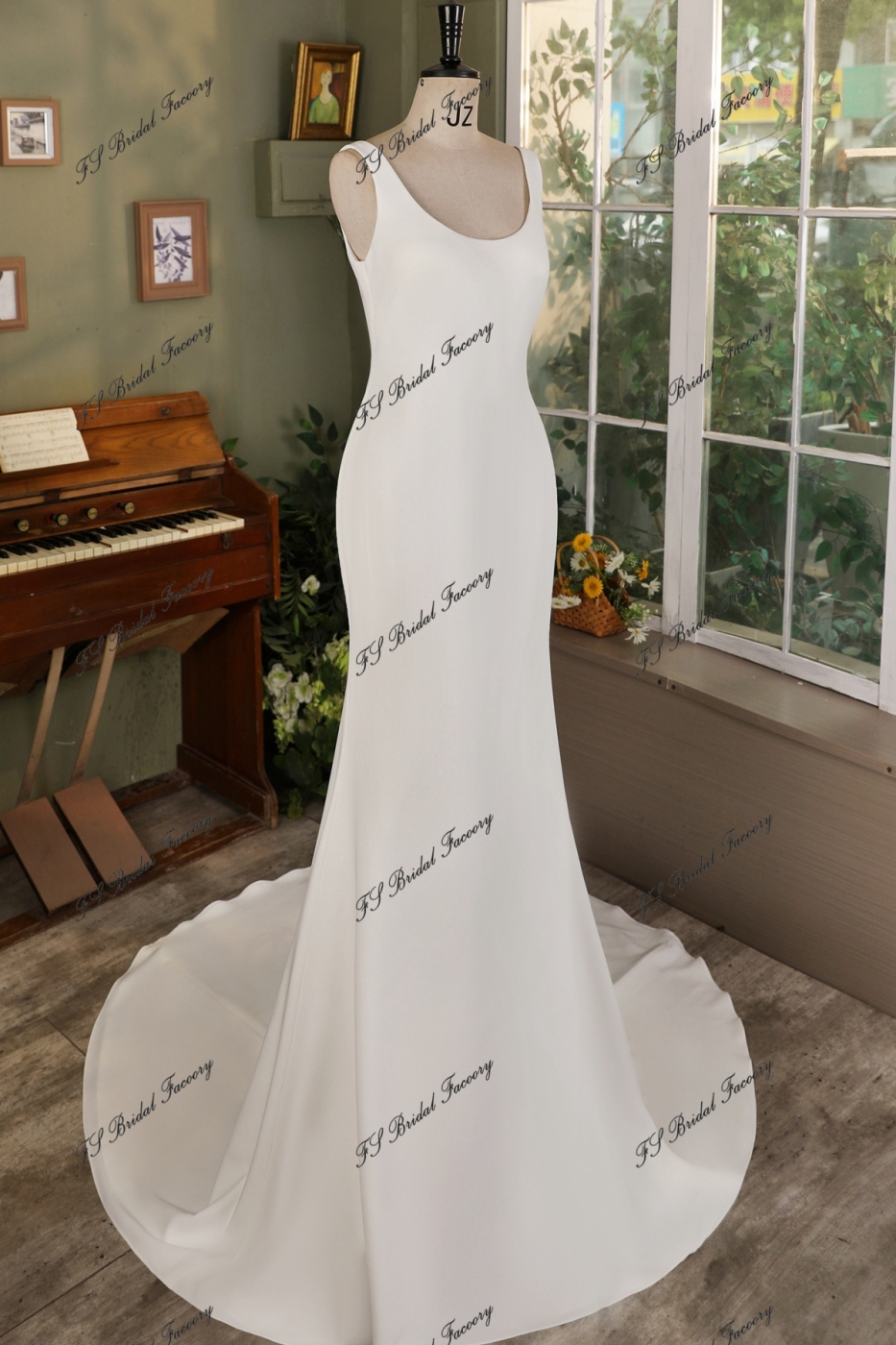 Simple Mermaid Crepe Wedding Dress With Detached Bow