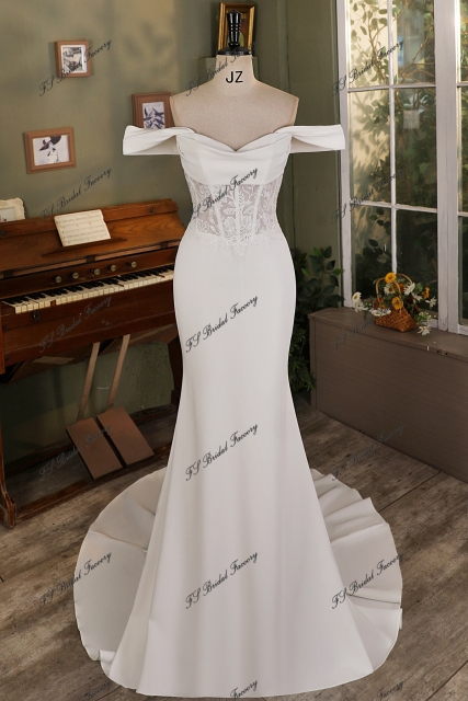 Ruffle Neckline Detached Off Shoulder Crepe Bridal Dress