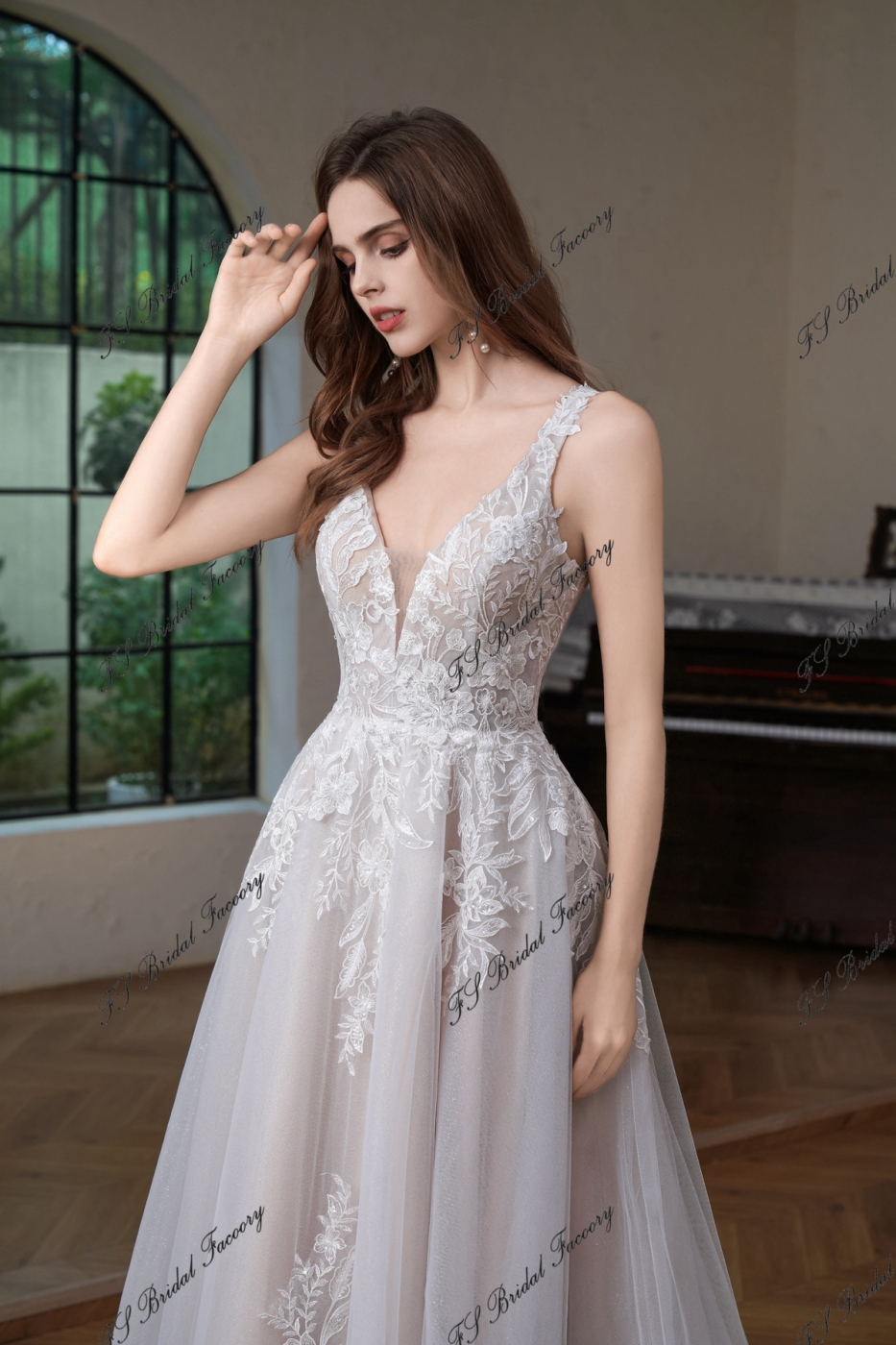 Big Lace Flowers Tulle Applique  A Line Wedding Gown