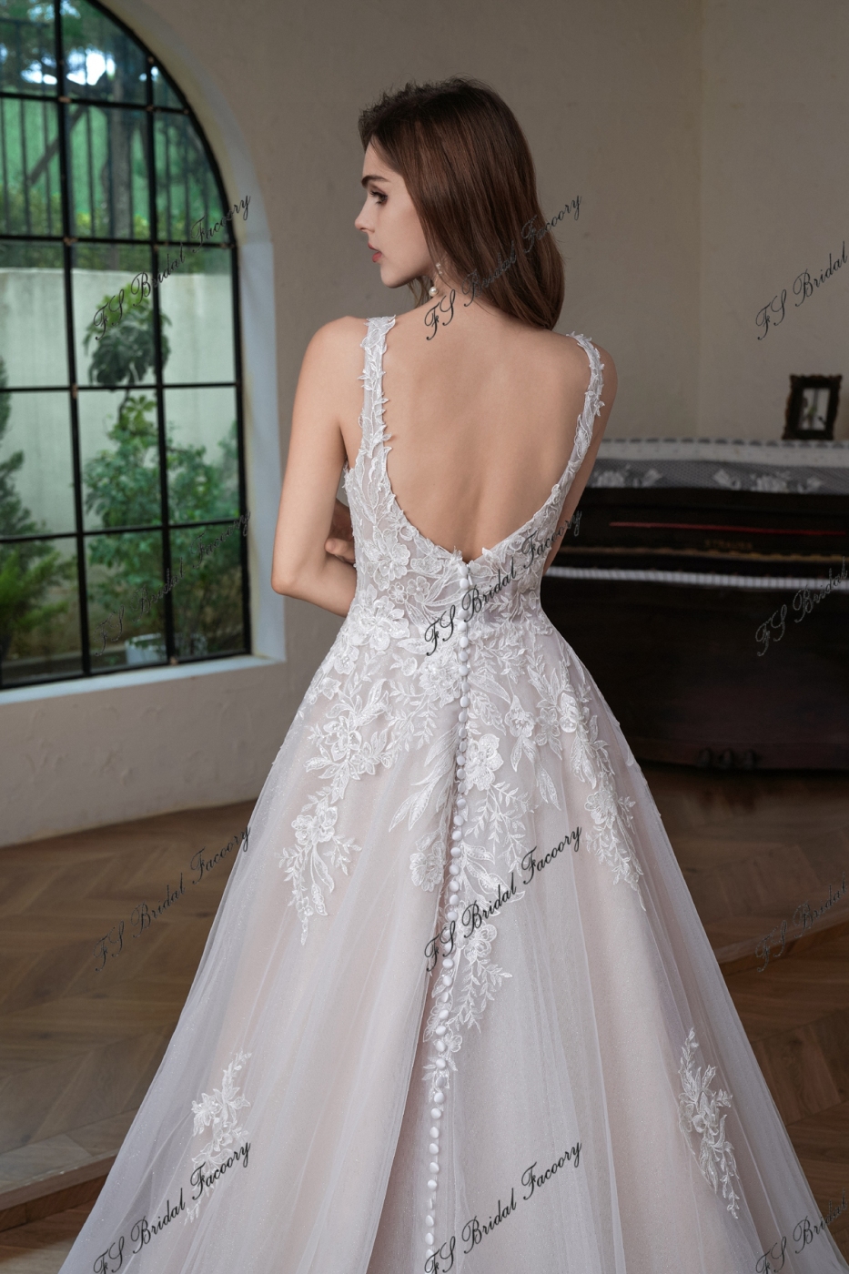 Big Lace Flowers Tulle Applique  A Line Wedding Gown