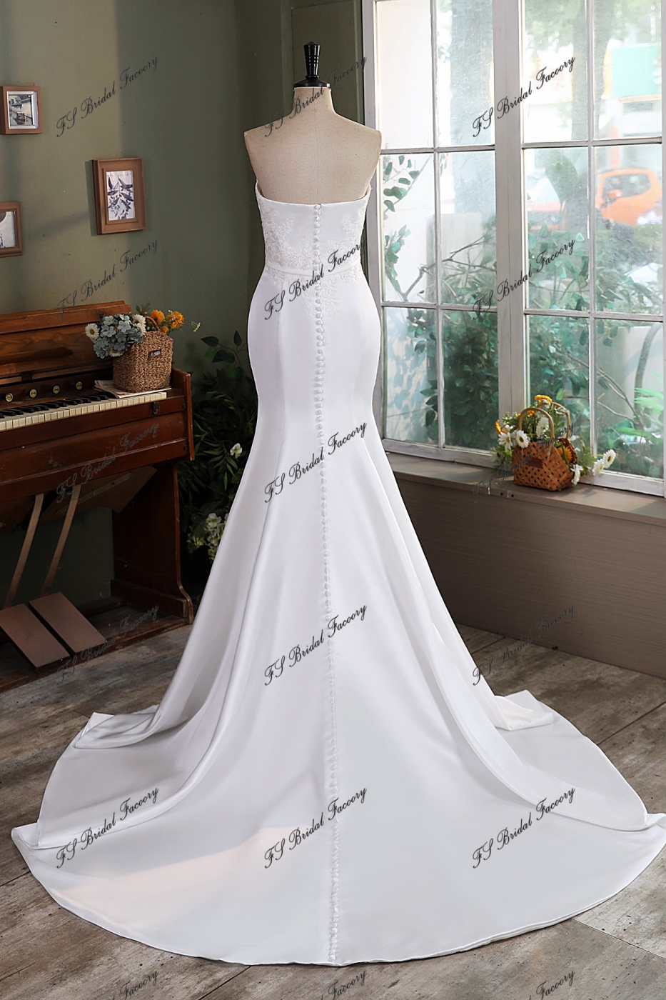 Simple Mikado Mermaid Bridal Dress With Detached Tie