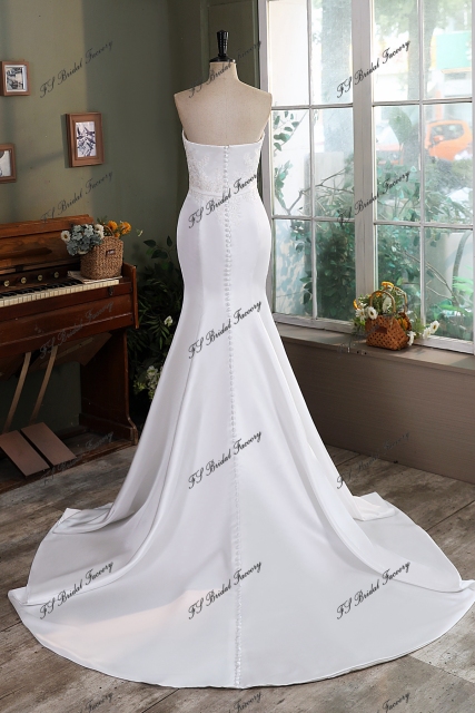Simple Mikado Mermaid Bridal Dress With Detached Tie