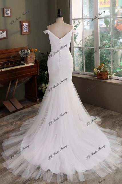 Soft Tulle Pleat Mermaid Wedding Gowns