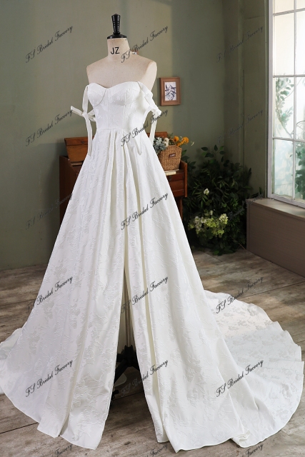 Jacquard Satin Simple Wedding Gown With Long Tie Straps