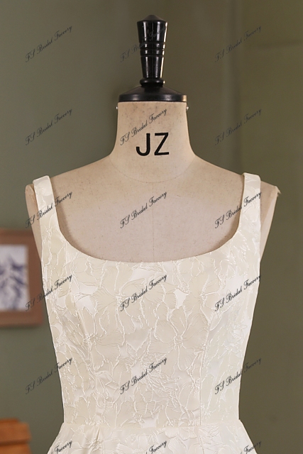 Champagne Jacquard Satin Square Wedding Gown With Pleat Slit Skirt