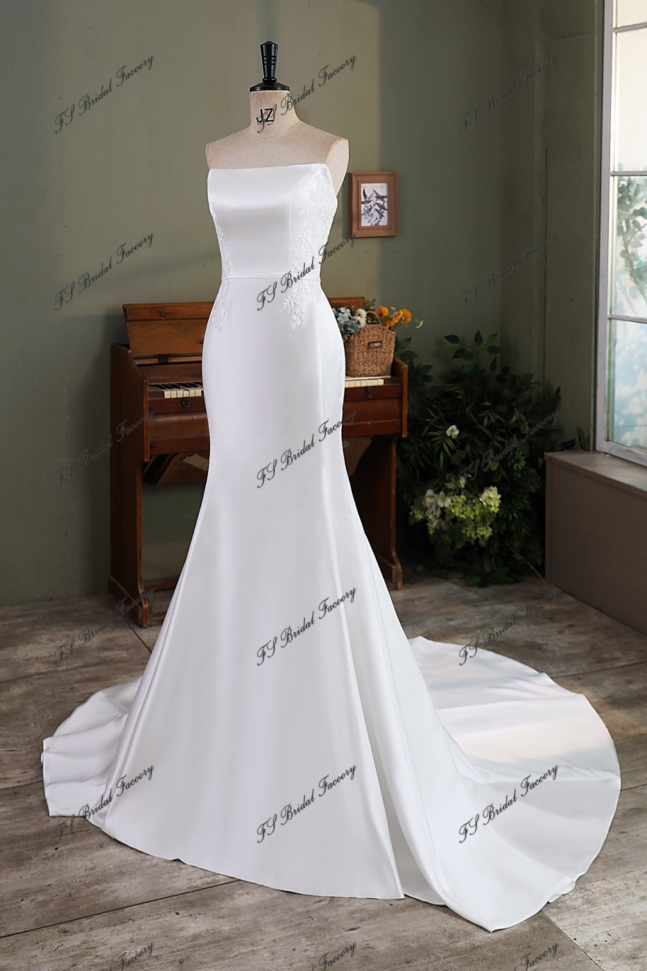 Simple Mikado Mermaid Bridal Dress With Detached Tie
