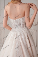 Romantic Beading Lace A-Line Wedding Dress With Detached Sleeve
