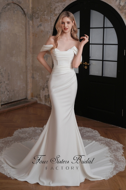 Long Mermaid Crepe Lace Train Wedding Dress With Detached Sleeve