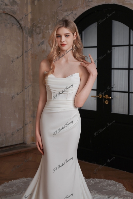 Long Mermaid Crepe Lace Train Wedding Dress With Detached Sleeve