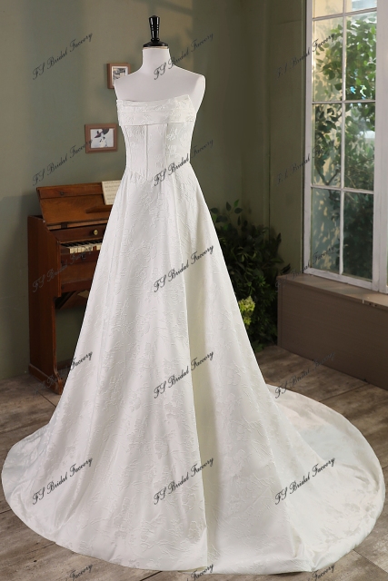 Ivory Jacquard Satin Pleat Neckline Wedding Gown With Pocket