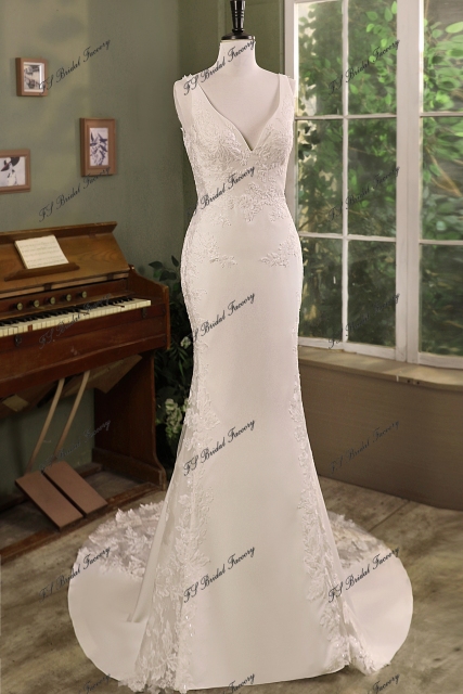 Mermaid Crepe Skirt Lace Wedding Gown With Beads
