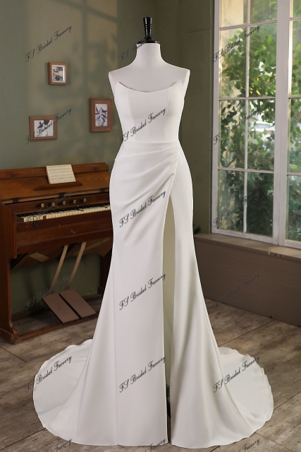 Cat Neckline Mermaid Crepe Wedding Gown With Slit