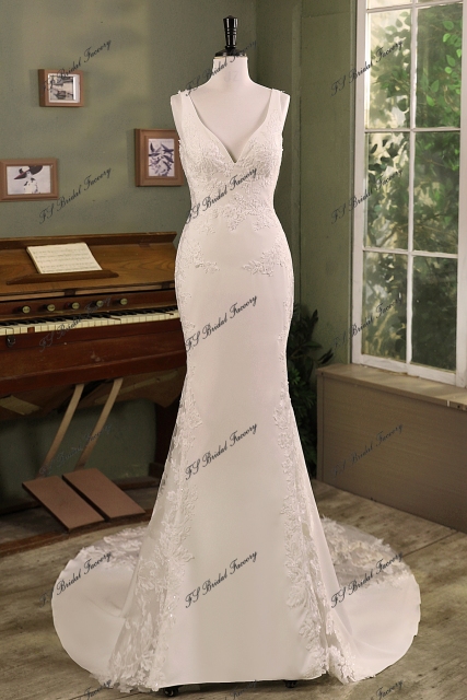 Mermaid Crepe Skirt Lace Wedding Gown With Beads