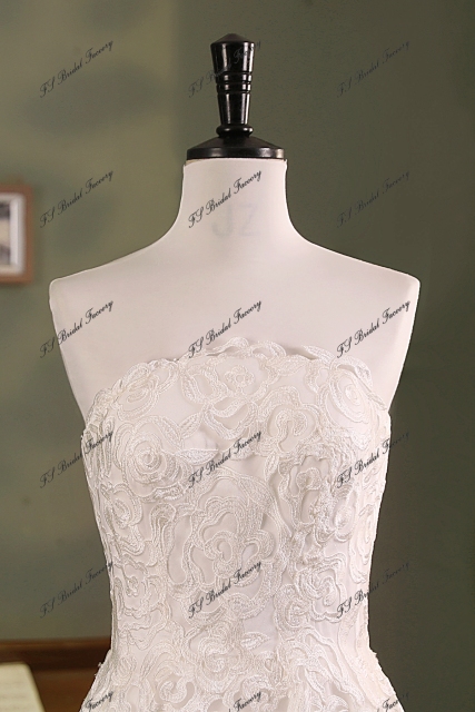 Simple Satin Ball Gown  Pleat Skirt Wedding Dress
