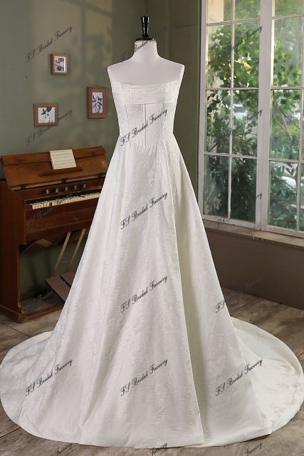 Ivory Jacquard Satin Pleat Neckline Wedding Gown With Pocket