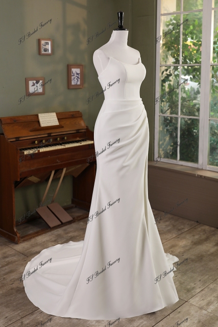 Cat Neckline Mermaid Crepe Wedding Gown With Slit