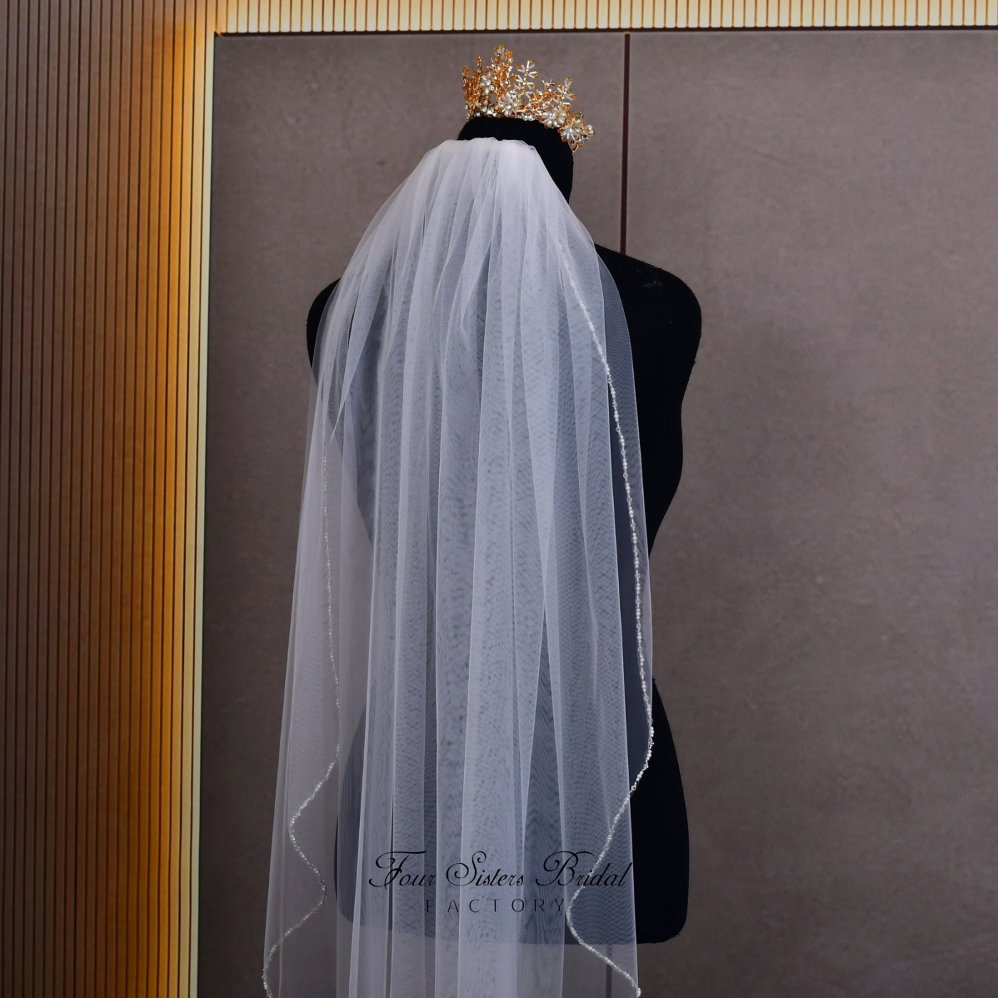 Beading Crystal and Pearl Wedding Veil