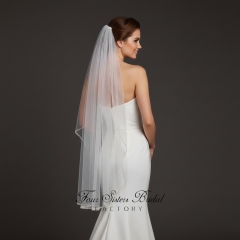Single-tier Beaded Edge Wedding Veil