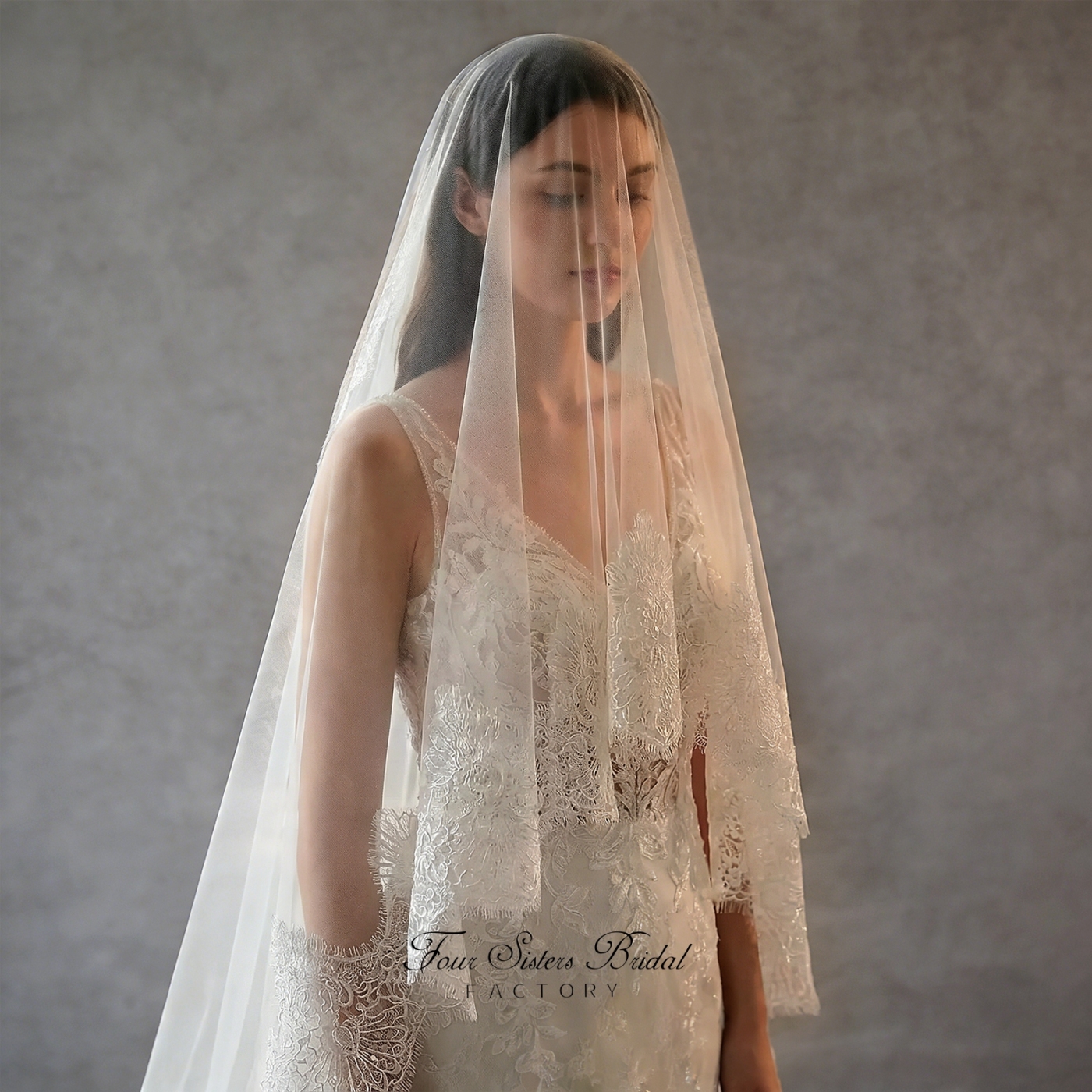 Vintage-style Lace Bridal Veils