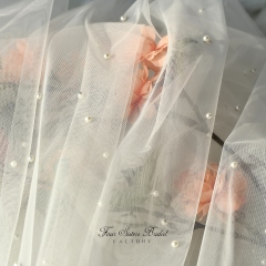 Classic Single-tier Pearl Veil