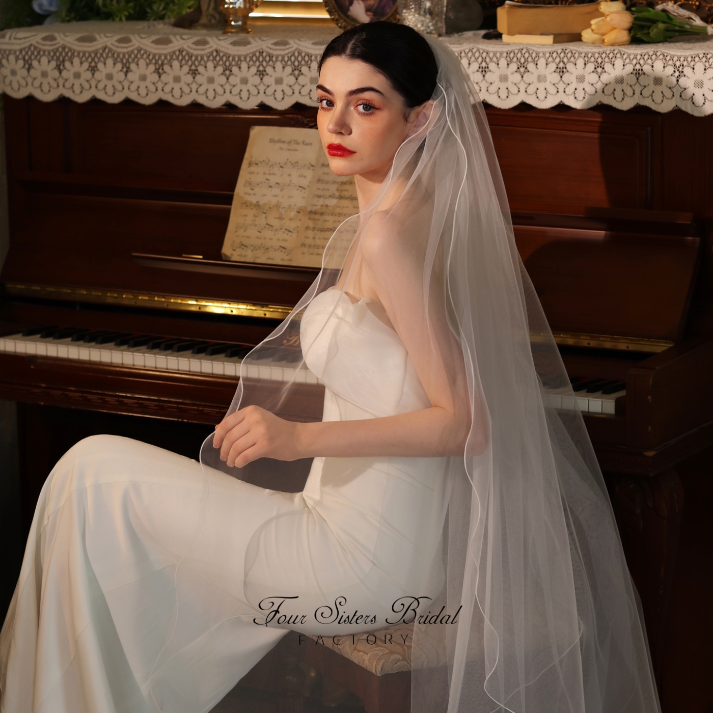 Two-tier Curly Edge Bridal Veils