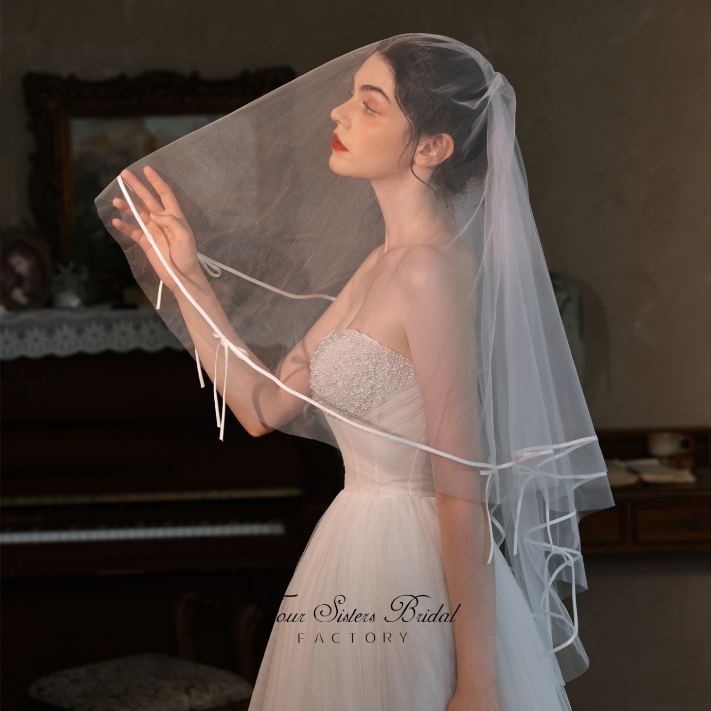 Two-tier,Bow and Ribbon Edge Bridal Veils