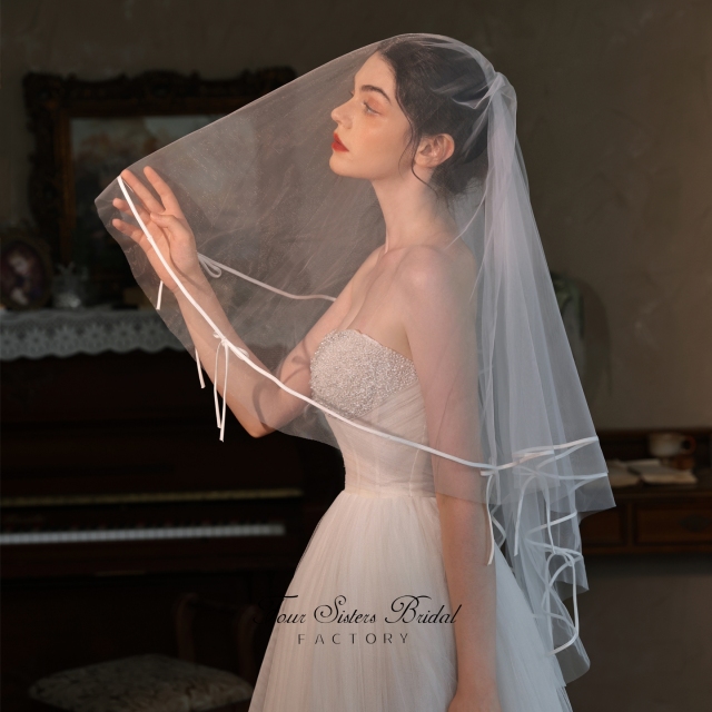 Two-tier,Bow and Ribbon Edge Bridal Veils
