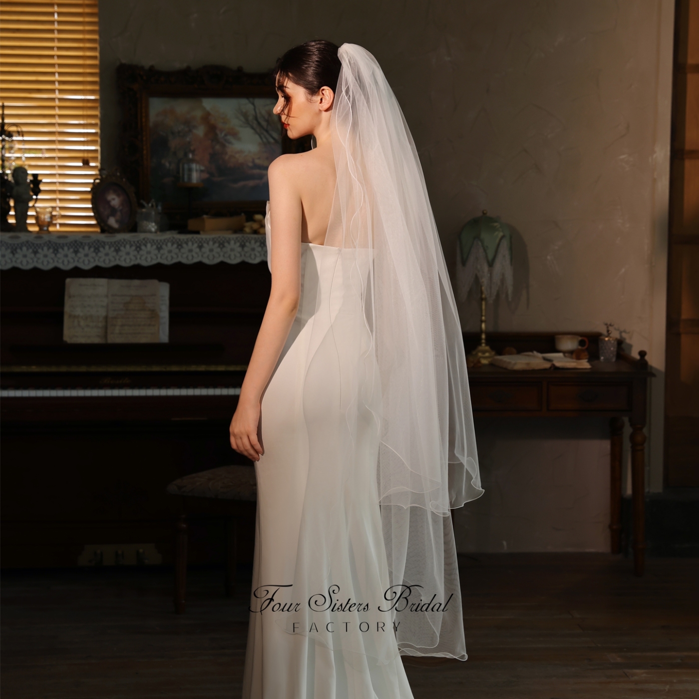 Two-tier Curly Edge Bridal Veils