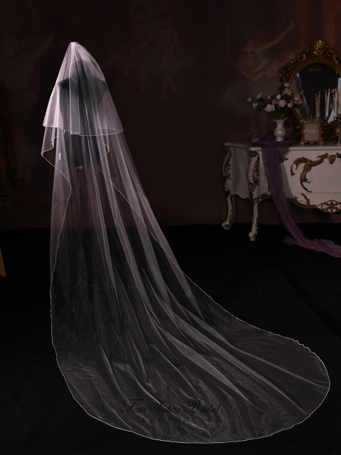 Elegant Long Wedding Veils