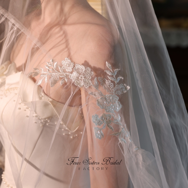 Long Lace Bridal Veils