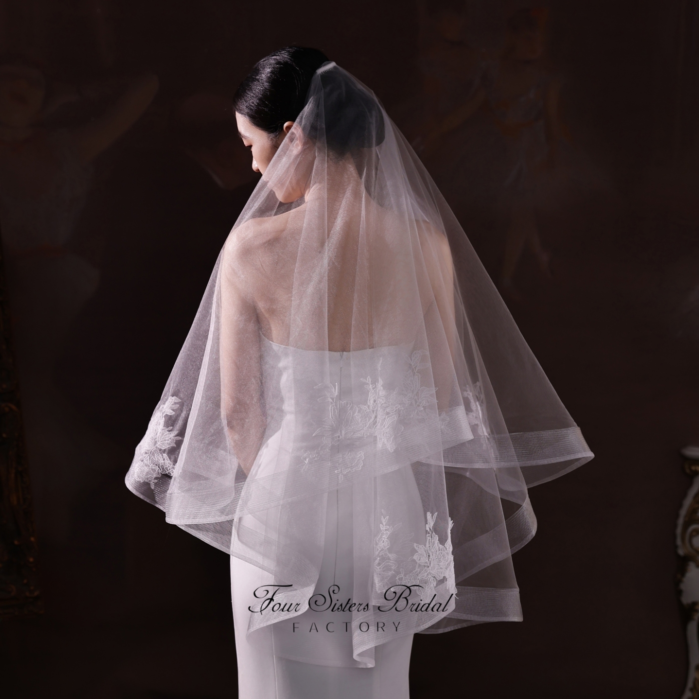 Ribbon Edge Lace Bridal Veils