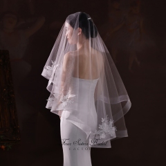 Ribbon Edge Lace Bridal Veils