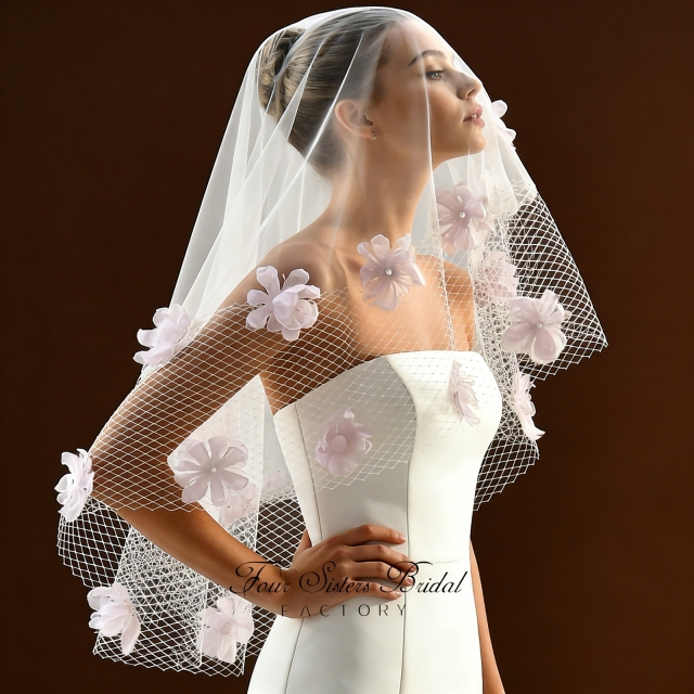 3D Flowers Romantic Special Tulle Veils No Comb
