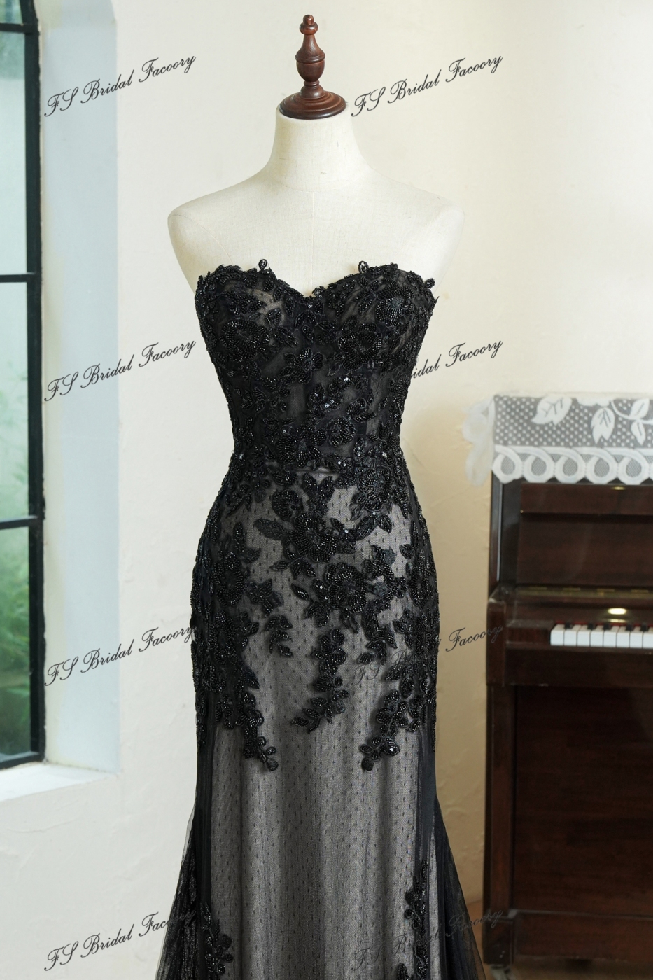 Beading Lace Appliqué Mermaid Wedding Gown