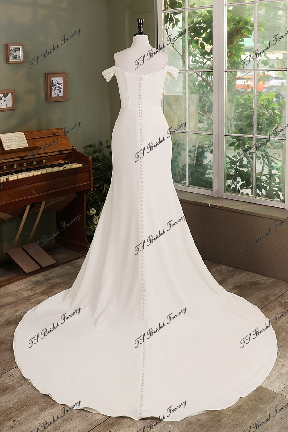 Ruched Mermaid Crepe Wedding Gown