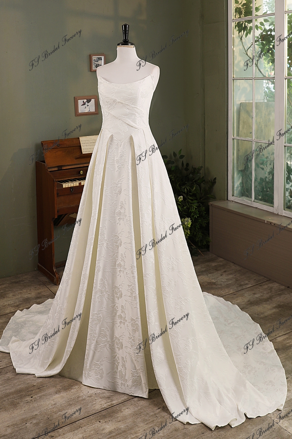 Ivory Jacquard Satin Pleat Neckline Wedding Gown With Pocket