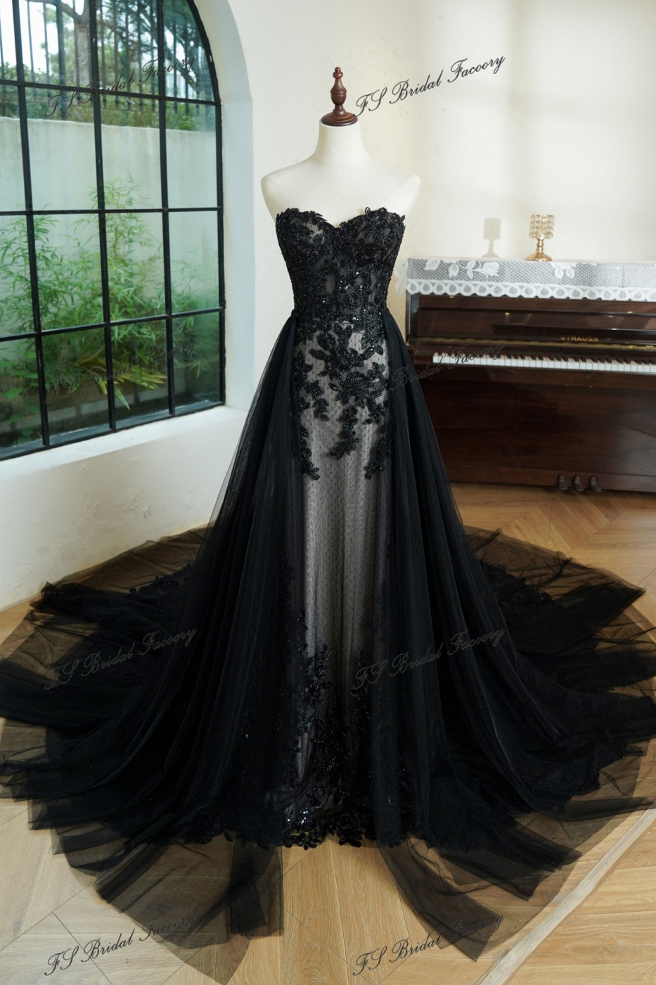Beading Lace Appliqué Mermaid Wedding Gown
