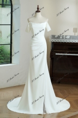 Lace Neckline Mermaid Crepe Wedding Gown