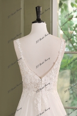 Chiffon Lace Appliqué A-line Wedding Gown