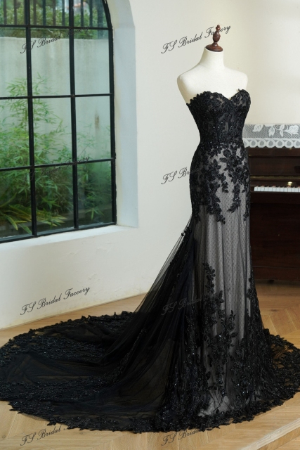Beading Lace Appliqué Mermaid Wedding Gown