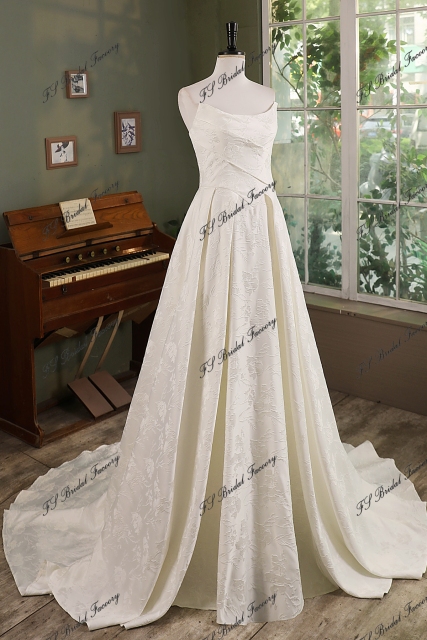 Ivory Jacquard Satin Pleat Neckline Wedding Gown With Pocket