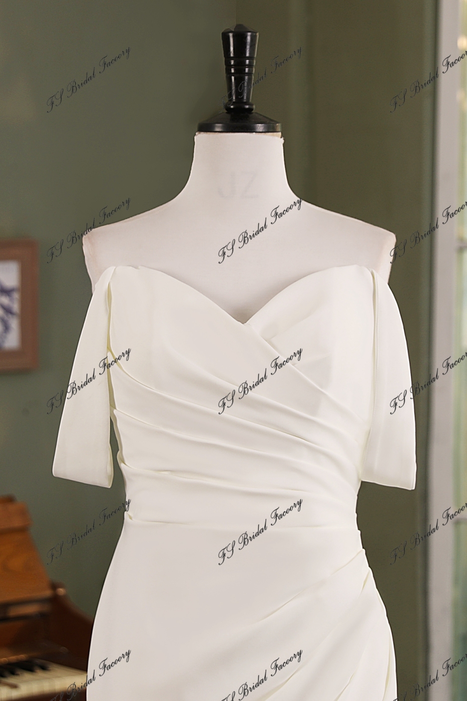 Mermaid Crepe Wedding Gown With Beading Lace Train