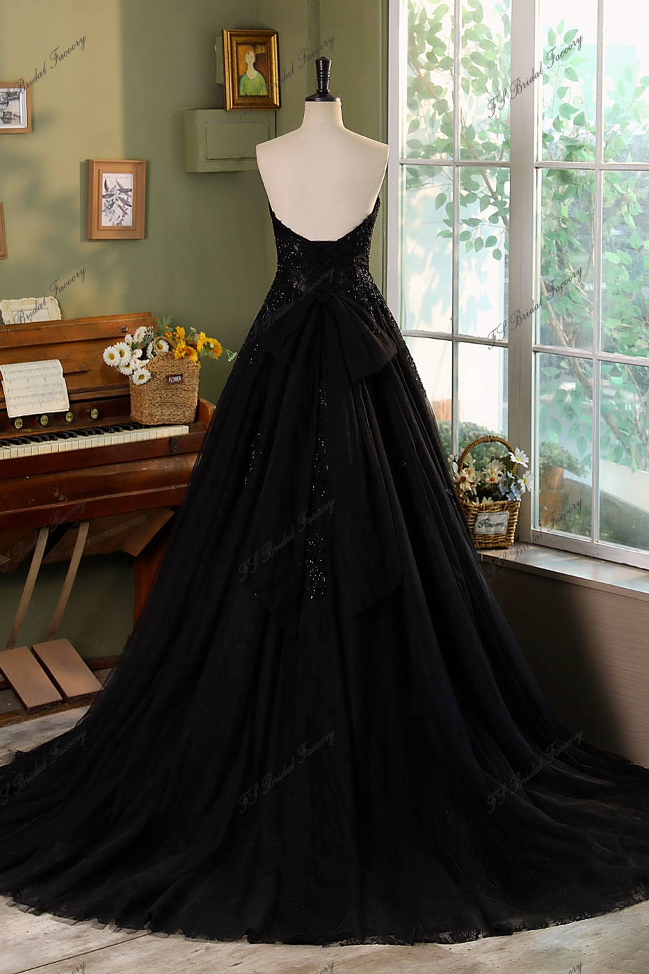 Black A Line Beading Tulle Wedding Gown
