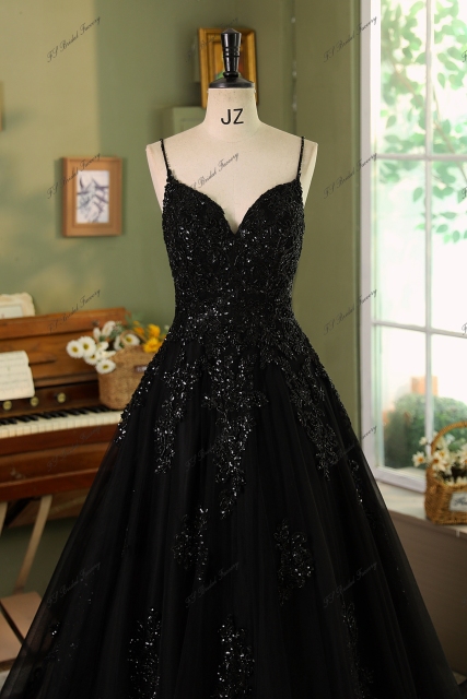 Detached Straps Beading Tulle Ball Gown