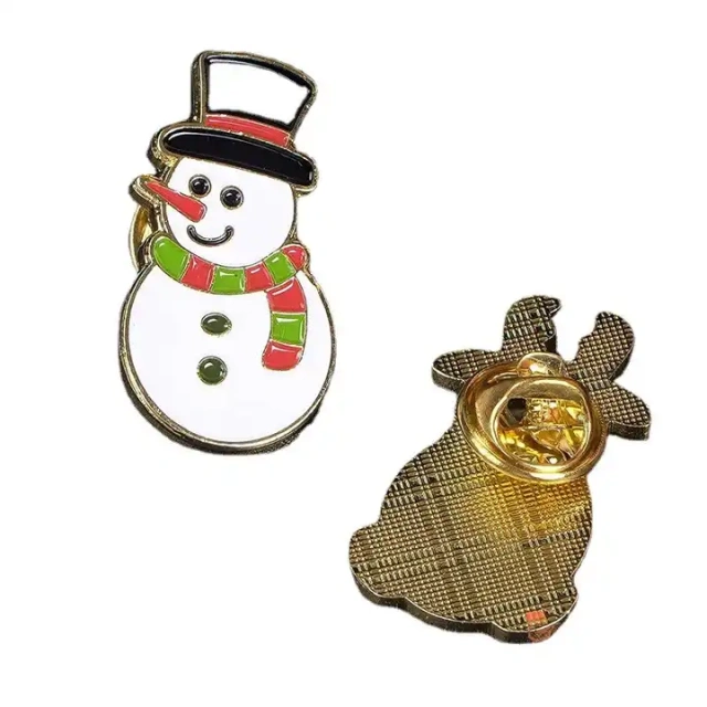 custom enamel pin manufacturer custom cute christmas reindeer pastel colors cartoon hard wholesale enamel pin 2023