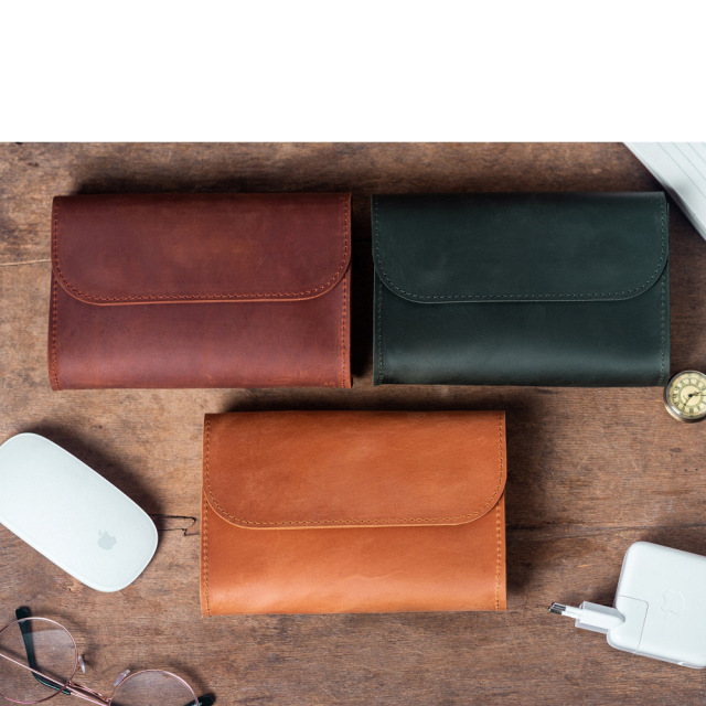 Waterproof leather mouse organizer