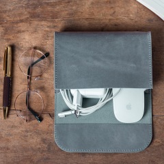 Waterproof leather mouse organizer
