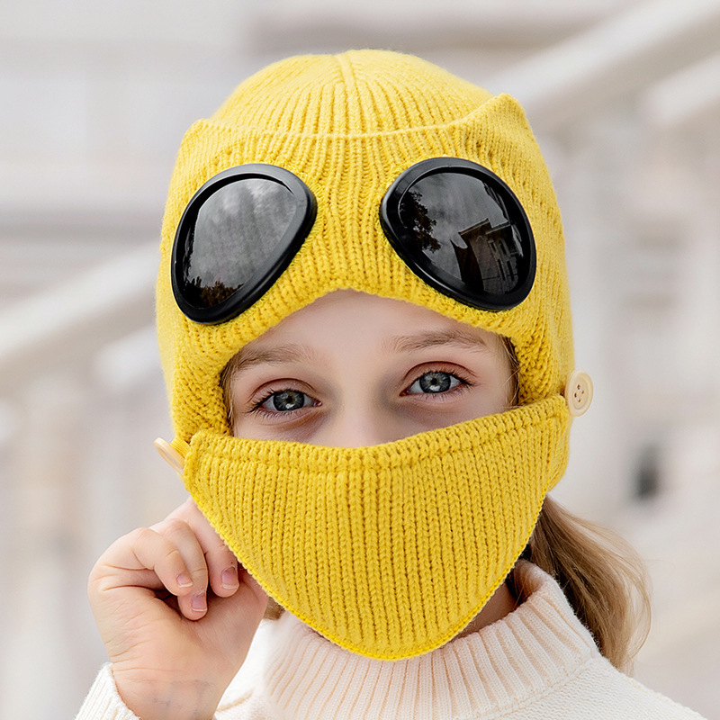 2025 New Arrival Unisex Fashion Pure Color Knitted Goggle Beanie Winter Warm Acrylic Windproof Skull Cap Hat With Face Mask Set