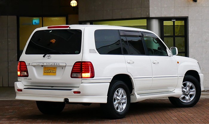 FOR TOYOTA LAND CRUISER 2000-2007 LED TAIL LAMP